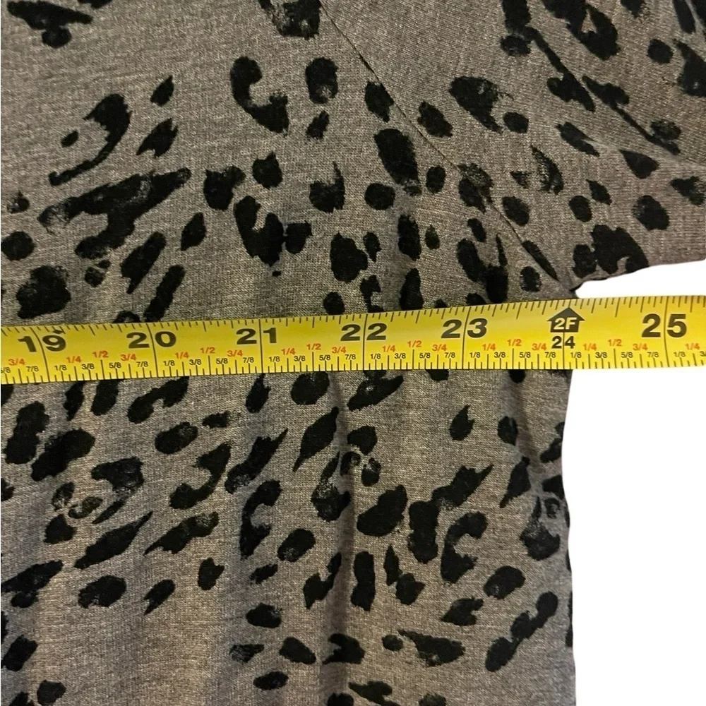 Chico’s Zenergy Cozy Animal-Print Brushed Fleece Tunic Size XL/16 (Chico’s Sz 3) - Picture 4 of 13